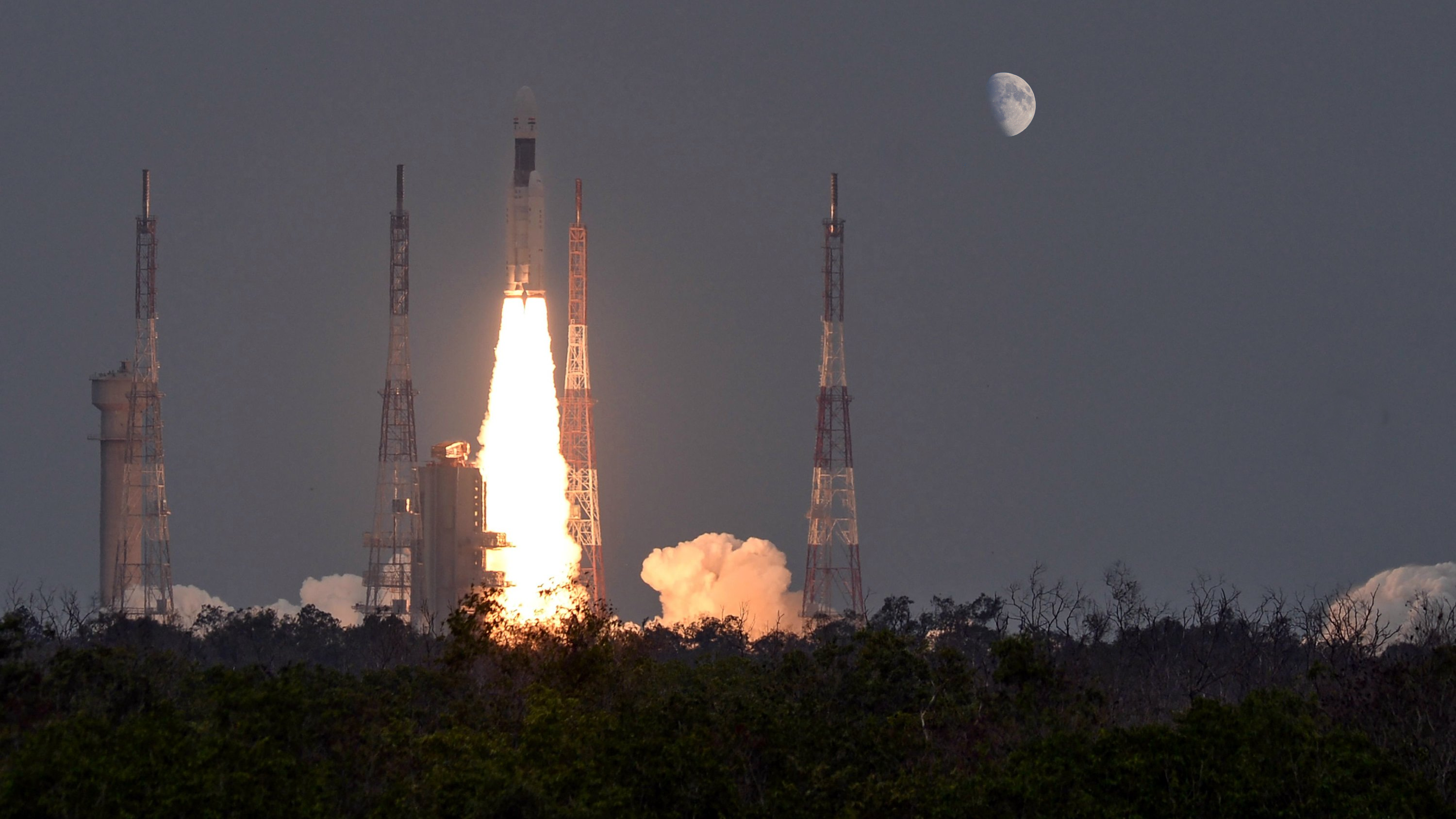 SpaceX, Čína, Indie: Půlstoletí po Apollu 11 probíhá nový závod o Měsíc