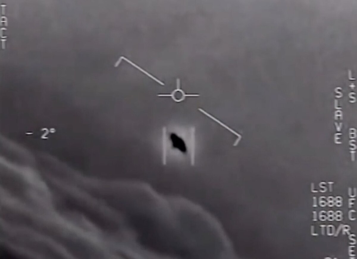 Ne, ‚potvrzení UFO‘ námořnictvem není ‚potvrzení mimozemšťanů‘