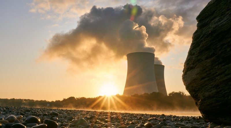 Jaderná elektrárna, zdroj: Pixabay