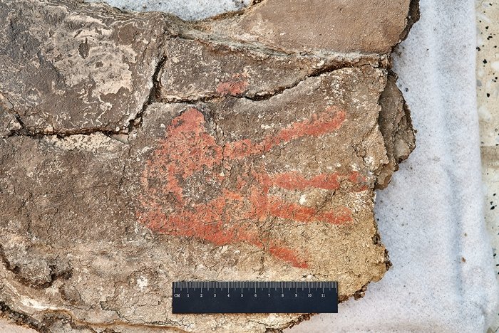 Otisk ruky na zdi. Zdroj: Jason Quinlan/Çatalhöyük Research Project