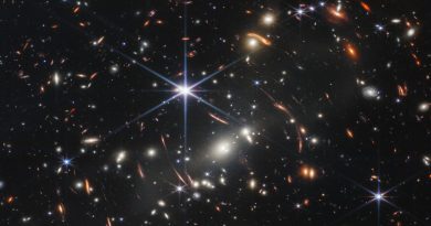 Obrázek pořízený JWST, který je zatím nejhlubším ponorem do vzdáleného vesmíru, a který obsahuje možná ty nejvzdálenější galaxie, jaké jsme kdy viděli. Zdroj: NASA, ESA, CSA a STScI