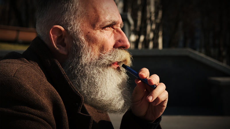 Ecigareta, neasik. Zdroj: Storyblocks