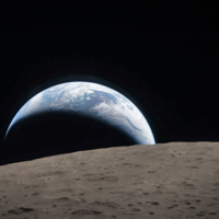 Lunární města mají problém – na Měsíci je málo vody Země, Měsíc, Earthset, neasik. Zdroj: NASA