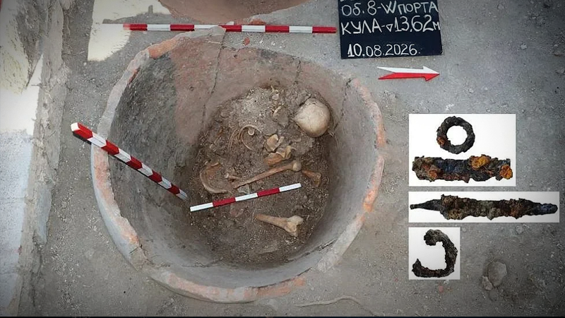 Starověký muž se před útokem schoval do nádoby, už nevylezl